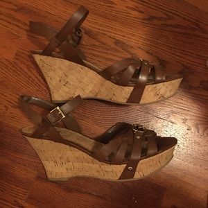 Guess brown and cork wedges